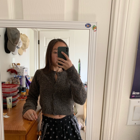 Cropped Wool Cardigan - Picture 3 of 3